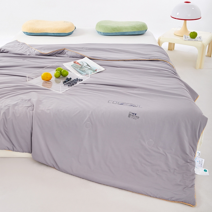 91家纺网 家纺一手货源 找家纺 VIP被业 2026新款云母凉感丝A类夏被夏凉被空调被 灰色