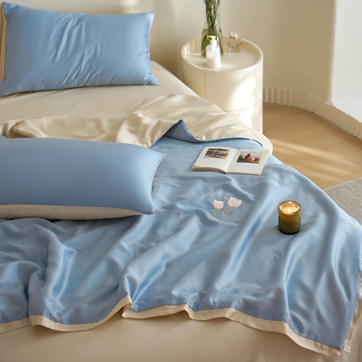 91家纺网 家纺一手货源 找家纺 纪梵茜 2026新款迷迭香李官奇大豆被兰精天丝夏被四件套莱赛尔绣花夏凉被凉感空调被 迷迭香-蔚蓝