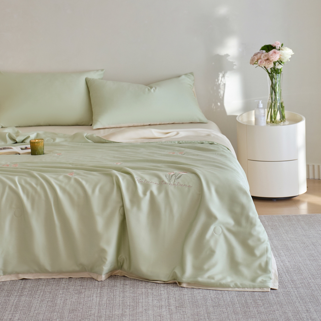 91家纺网 家纺一手货源 找家纺 A+爱家（纪梵茜） 2026新款迷迭香李官奇大豆被兰精天丝夏被四件套莱赛尔绣花夏凉被凉感空调被 迷迭香-果绿