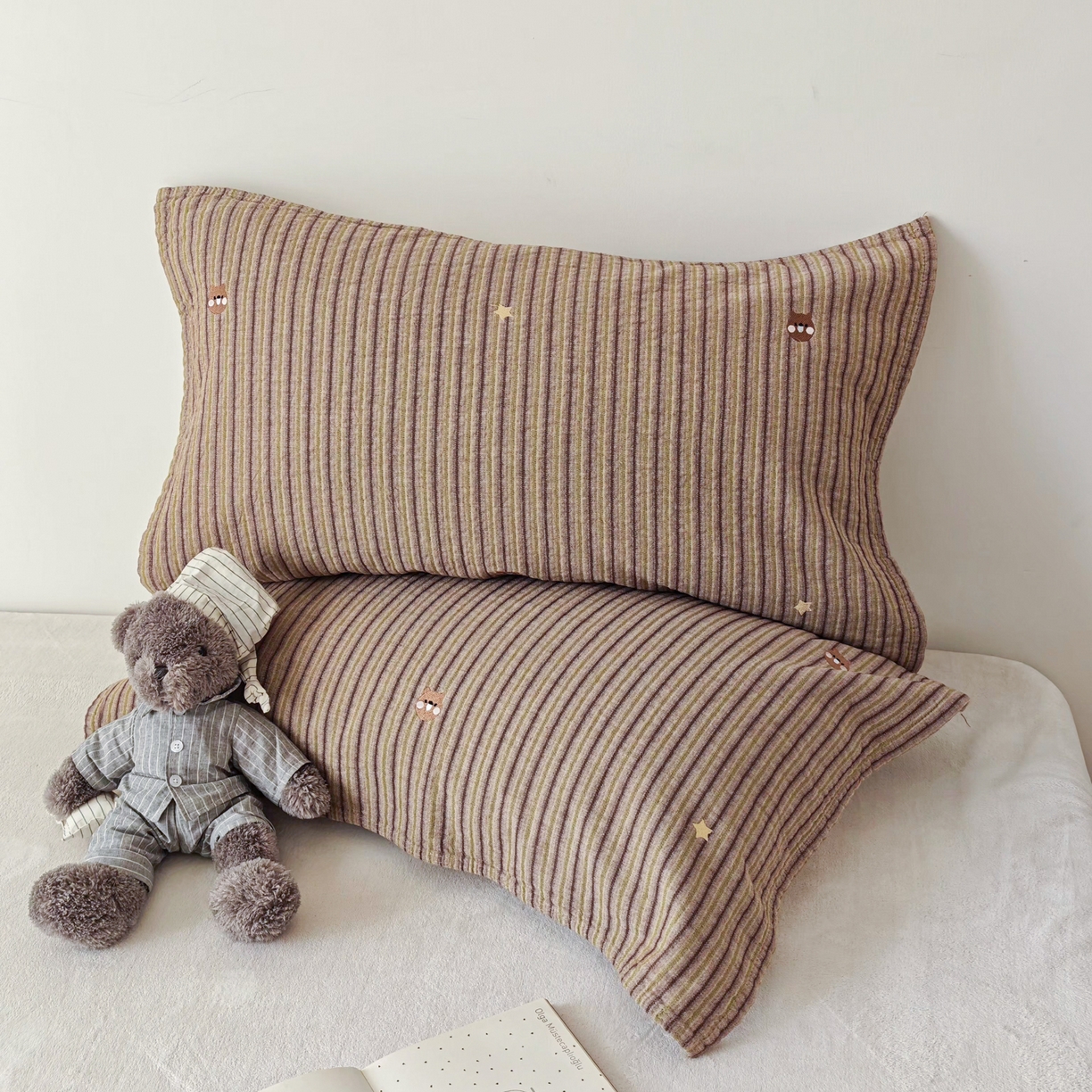 沐瑟家纺 2026新款麦兜纯棉纱布枕巾-麦兜系列 麦兜-绿色 55*80cm枕巾一对