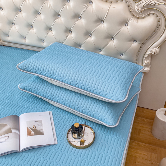 91家纺网 家纺一手货源 找家纺 优雅星家纺 2026新款凉感丝乳胶凉席纯色系列 天空蓝