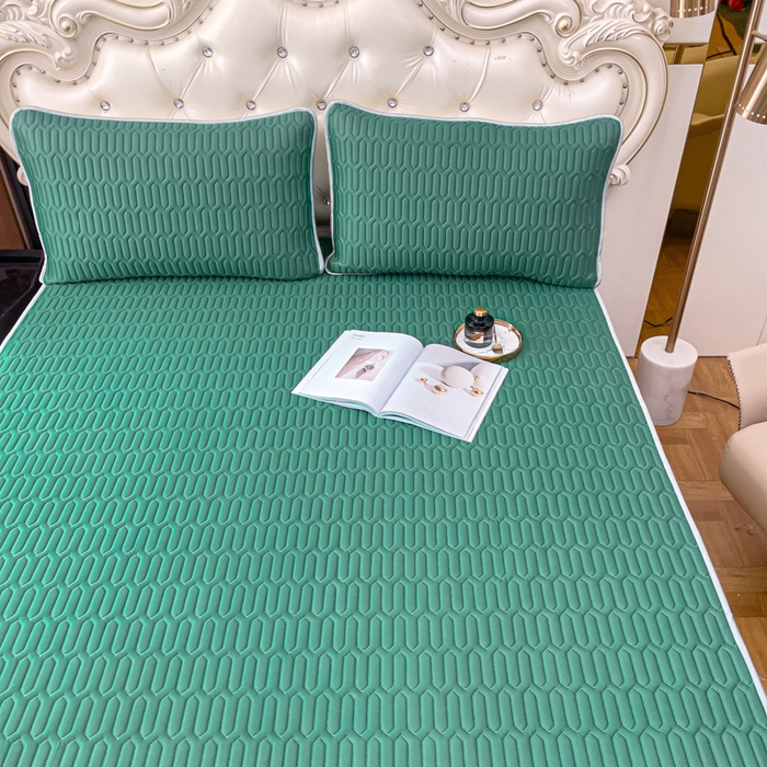 91家纺网 家纺一手货源 找家纺 优雅星家纺 2026新款凉感丝乳胶凉席纯色系列 墨绿