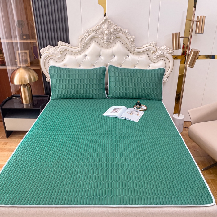 91家纺网 家纺一手货源 找家纺 优雅星家纺 2026新款凉感丝乳胶凉席纯色系列 墨绿