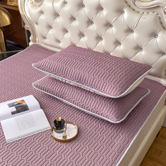 91家纺网 家纺一手货源 找家纺 优雅星家纺 2026新款凉感丝乳胶凉席纯色系列 轻奢紫