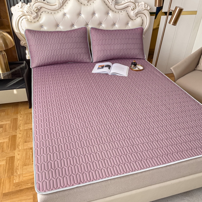 91家纺网 家纺一手货源 找家纺 优雅星家纺 2026新款凉感丝乳胶凉席纯色系列 轻奢紫