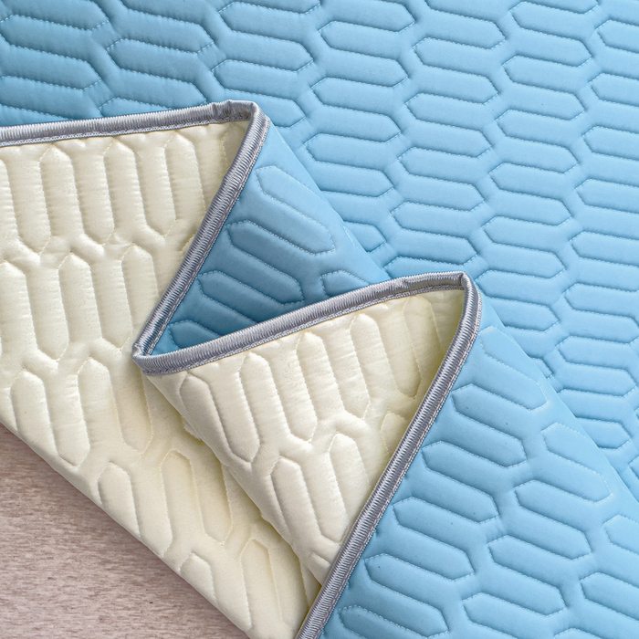 91家纺网 家纺一手货源 找家纺 优雅星家纺 2026新款凉感丝乳胶凉席纯色系列 天空蓝