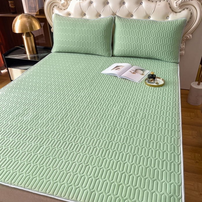 91家纺网 家纺一手货源 找家纺 优雅星家纺 2026新款凉感丝乳胶凉席纯色系列 橄榄绿