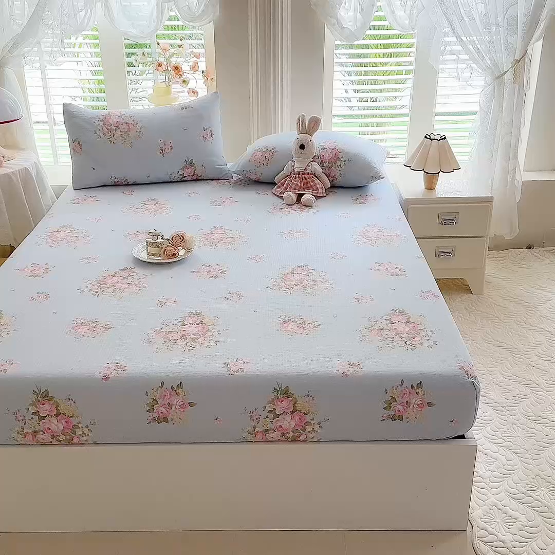 91家纺网 家纺一手货源 找家纺 （总）九诺家纺 2026春夏新款丝柔棉小清新单床笠床罩保护套床笠单件床笠三件套