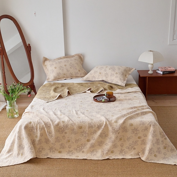 沐瑟家纺 2026新款床盖三件套 草莓熊-米黄