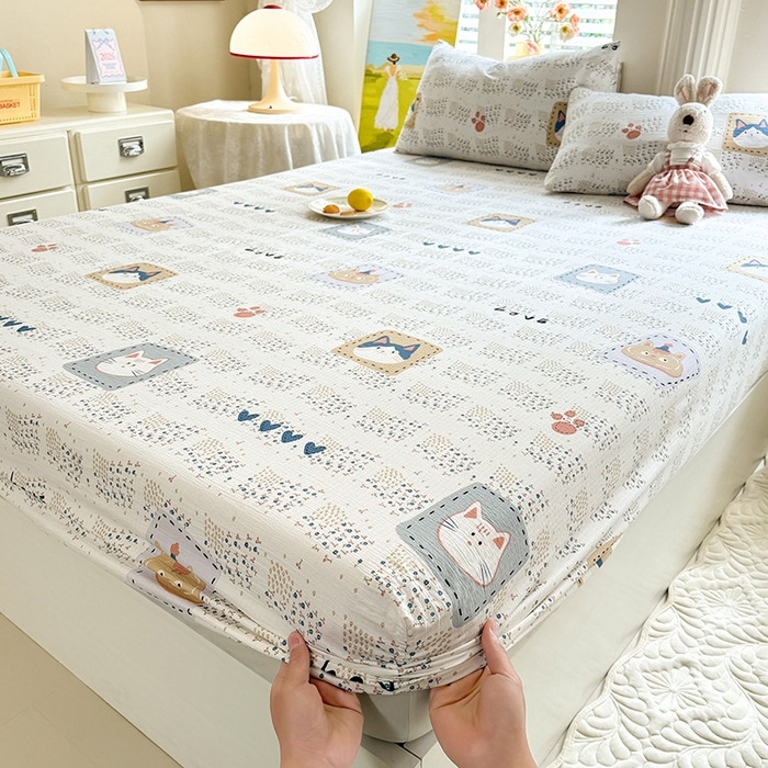 91家纺网 家纺一手货源 找家纺 九诺家纺 2026春夏新款丝柔棉小清新单床笠床罩保护套床笠单件床笠三件套 喵喵物语