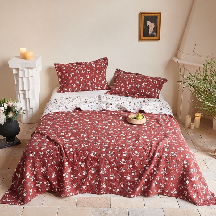 91家纺网 家纺一手货源 找家纺 沐瑟家纺 2026新款床盖三件套 梅花-红色
