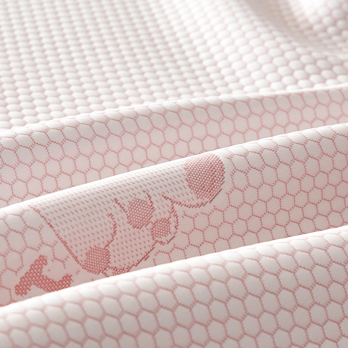 91家纺网 家纺一手货源 找家纺 奇丝雅 2026新款夏季A类冰豆豆凉席冰丝凉席家用冰丝席可机洗水洗单人学生宿舍上下铺寝室 卡皮巴拉-粉