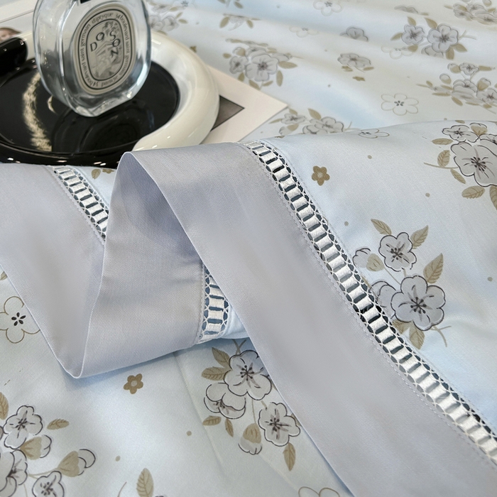 91家纺网 家纺一手货源 找家纺 薇玛仕 2026新款茶小纤60S长绒棉印花镂空款蚕丝夏凉被空调被 繁花-兰