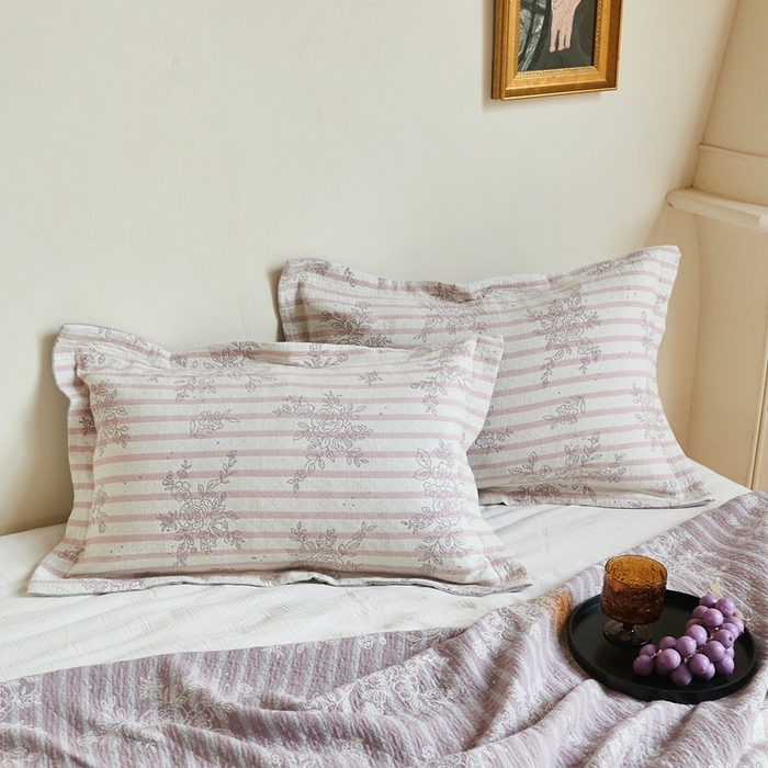 91家纺网 家纺一手货源 找家纺 沐瑟家纺 2026新款床盖三件套 线条玫瑰-粉