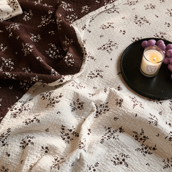 91家纺网 家纺一手货源 找家纺 沐瑟家纺 2026新款床盖三件套 小碎花-白色