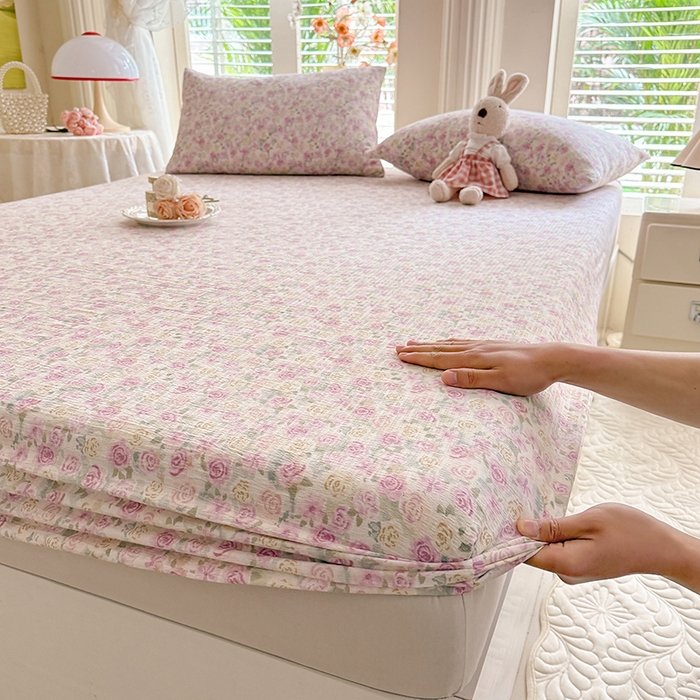 91家纺网 家纺一手货源 找家纺 九诺家纺 2026春夏新款丝柔棉小清新单床笠床罩保护套床笠单件床笠三件套 蔷薇语