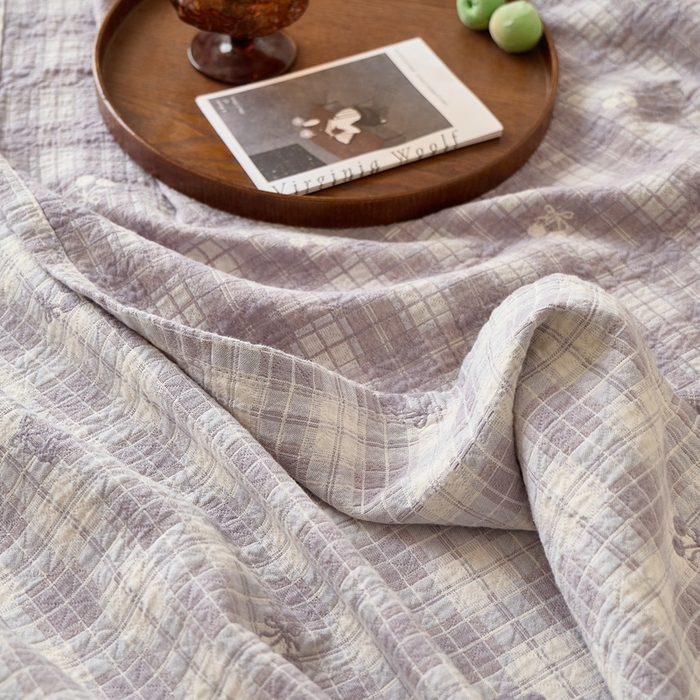 91家纺网 家纺一手货源 找家纺 沐瑟家纺 2026新款床盖三件套 樱桃格-灰白