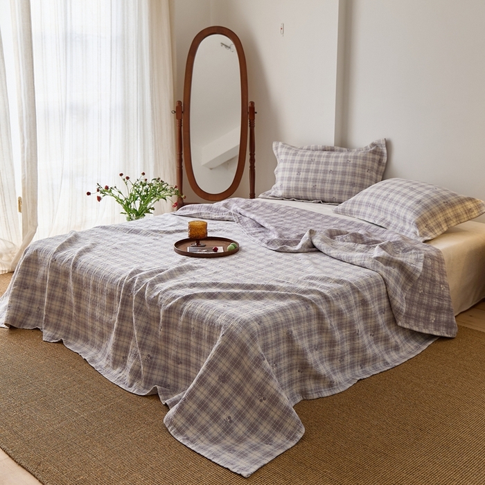 91家纺网 家纺一手货源 找家纺 沐瑟家纺 2026新款床盖三件套 樱桃格-灰白