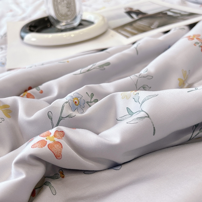 91家纺网 家纺一手货源 找家纺 薇玛仕 2026新款茶小纤60S长绒棉印花镂空款蚕丝夏凉被空调被 红袖添香-灰