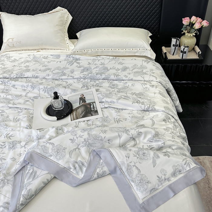 91家纺网 家纺一手货源 找家纺 薇玛仕 2026新款茶小纤60S长绒棉印花镂空款蚕丝夏凉被空调被 墨韵