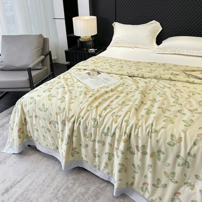 91家纺网 家纺一手货源 找家纺 薇玛仕 2026新款茶小纤60S长绒棉印花镂空款蚕丝夏凉被空调被 轻奢小叶-咖