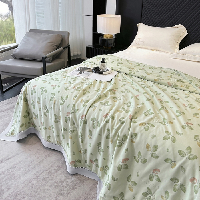 91家纺网 家纺一手货源 找家纺 薇玛仕 2026新款茶小纤60S长绒棉印花镂空款蚕丝夏凉被空调被 轻奢小叶-绿