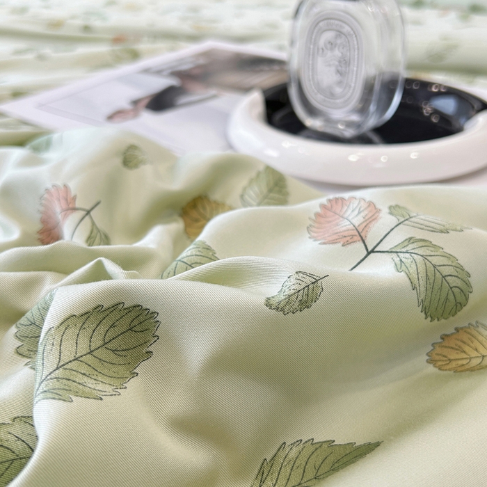 91家纺网 家纺一手货源 找家纺 薇玛仕 2026新款茶小纤60S长绒棉印花镂空款蚕丝夏凉被空调被 轻奢小叶-绿