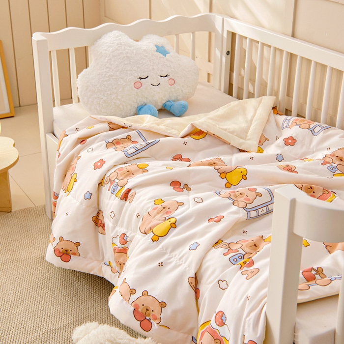 91家纺网 家纺一手货源 找家纺 吉咪兔家纺 2024年新款水洗棉儿童夏凉被婴儿空调被宝宝幼儿园专用大豆芯夏季薄款小被子 小鸭巴拉