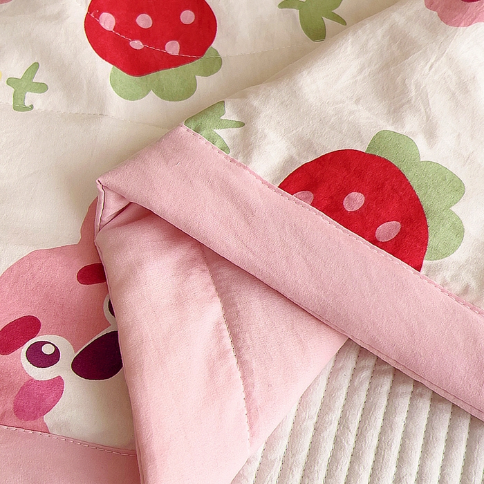 91家纺网 家纺一手货源 找家纺 吉咪兔家纺 2024年新款水洗棉儿童夏凉被婴儿空调被宝宝幼儿园专用大豆芯夏季薄款小被子 粉色小熊