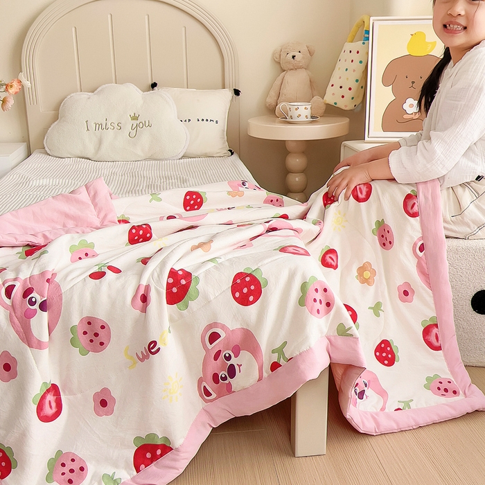 91家纺网 家纺一手货源 找家纺 吉咪兔家纺 2024年新款水洗棉儿童夏凉被婴儿空调被宝宝幼儿园专用大豆芯夏季薄款小被子 粉色小熊