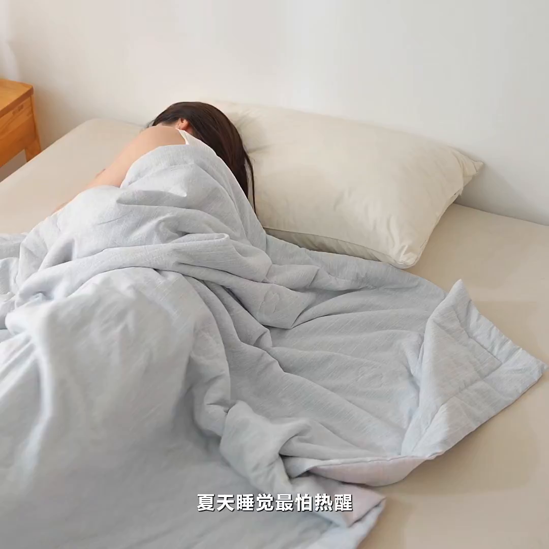 91家纺网 家纺一手货源 找家纺 （总）西域种棉人·千百笠 2026新款A类新疆棉花夏凉被加宽包边水洗棉无印格子印花吸湿透气棉花夏被空调被