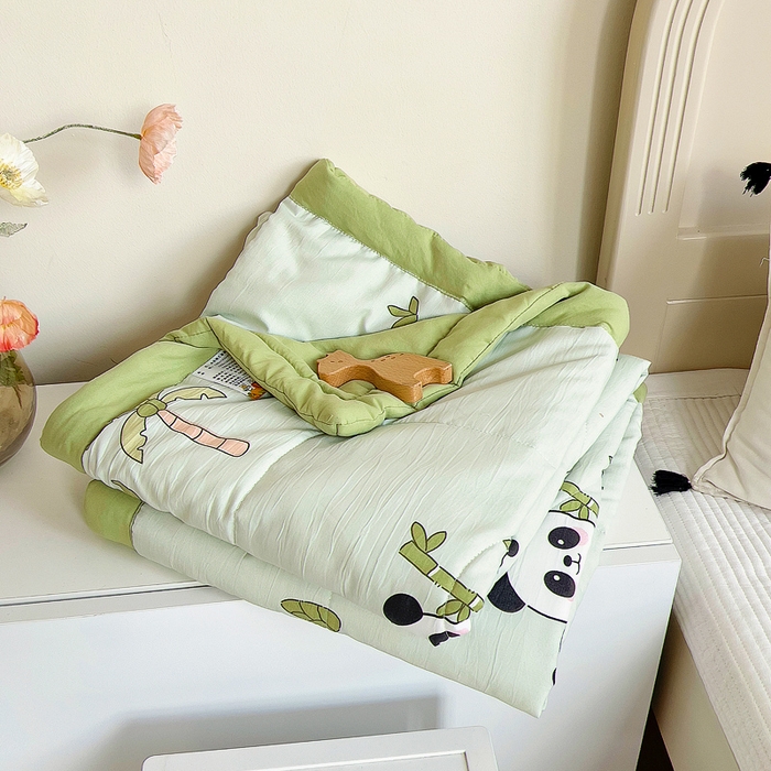 91家纺网 家纺一手货源 找家纺 吉咪兔家纺 2024年新款水洗棉儿童夏凉被婴儿空调被宝宝幼儿园专用大豆芯夏季薄款小被子 大熊猫