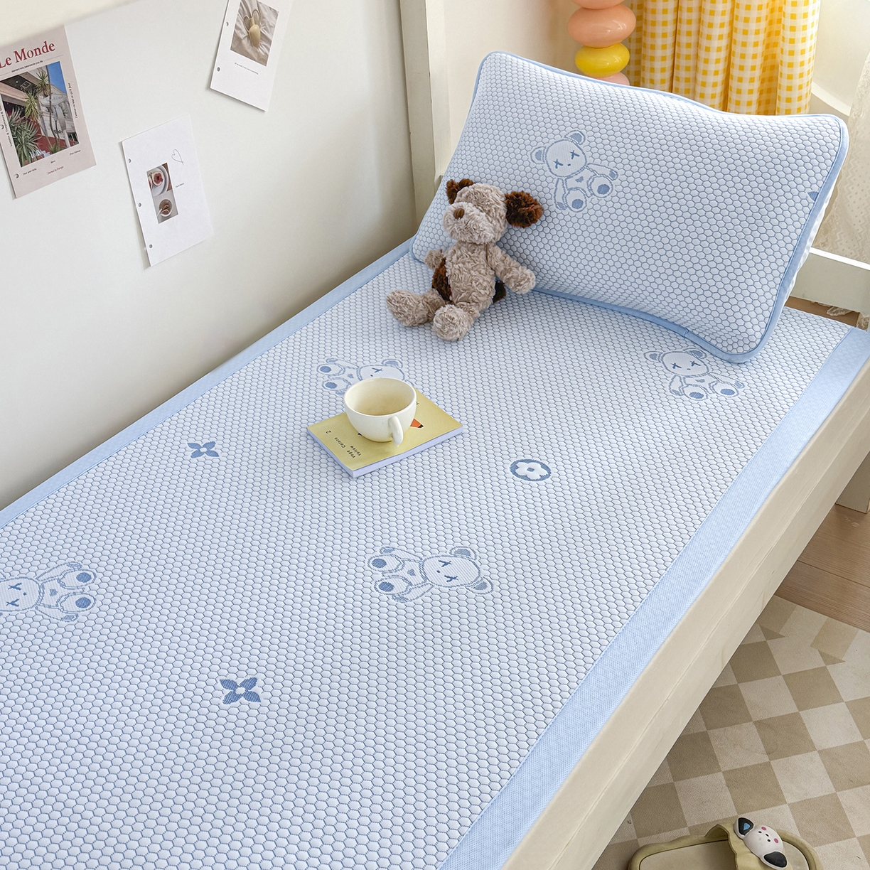 91家纺网 家纺一手货源 找家纺 奇丝雅 2026新款夏季A类冰豆豆凉席冰丝凉席家用冰丝席可机洗水洗单人学生宿舍上下铺寝室 抱抱熊-蓝