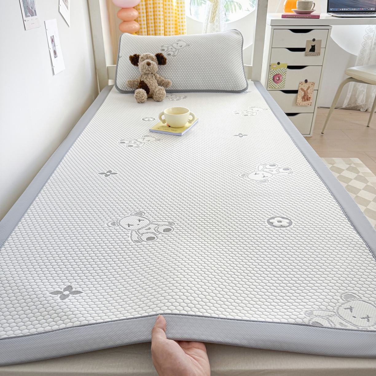 奇丝雅 2026新款夏季A类冰豆豆凉席冰丝凉席家用冰丝席可机洗水洗单人学生宿舍上下铺寝室 抱抱熊-灰