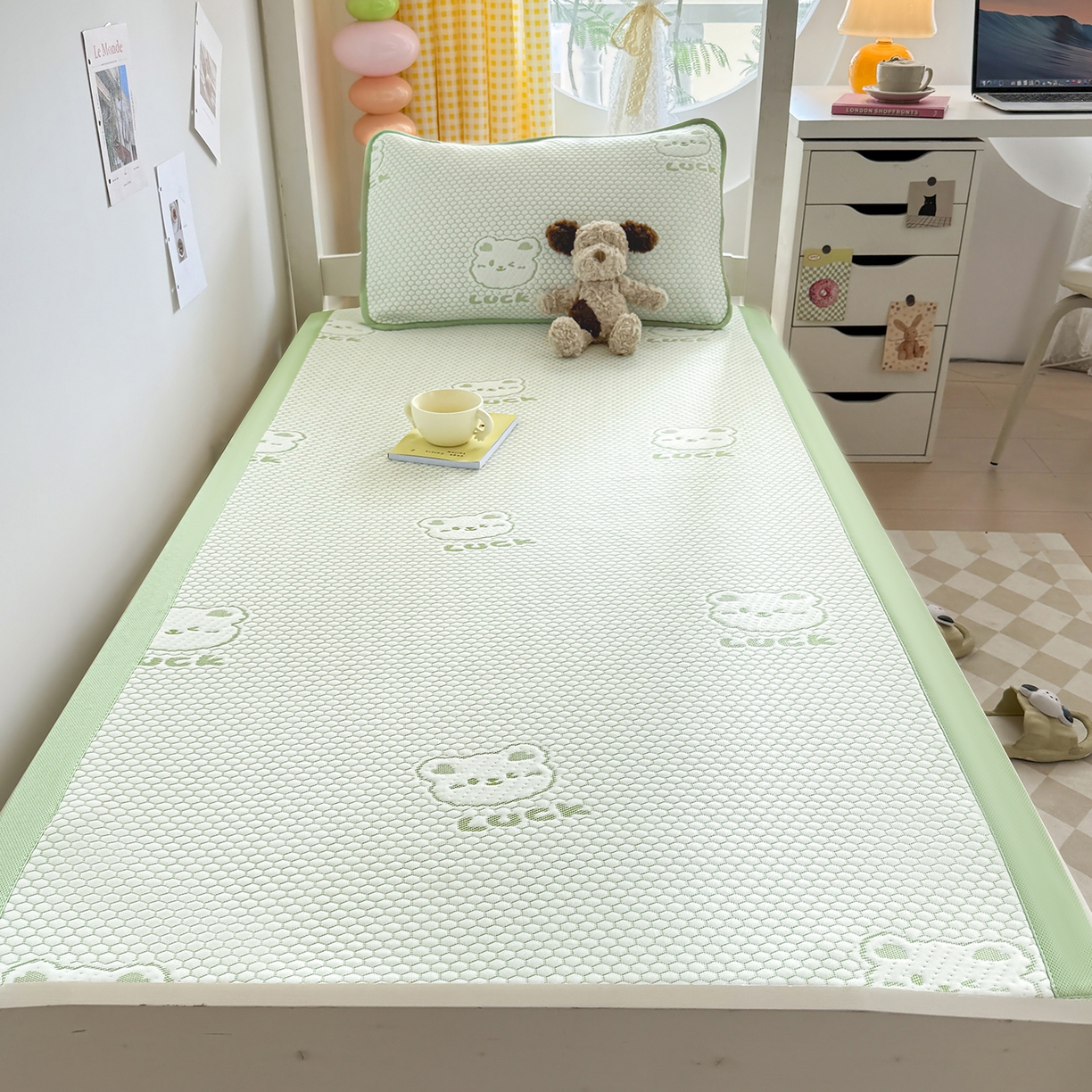 91家纺网 家纺一手货源 找家纺 奇丝雅 2026新款夏季A类冰豆豆凉席冰丝凉席家用冰丝席可机洗水洗单人学生宿舍上下铺寝室 小冰熊-绿