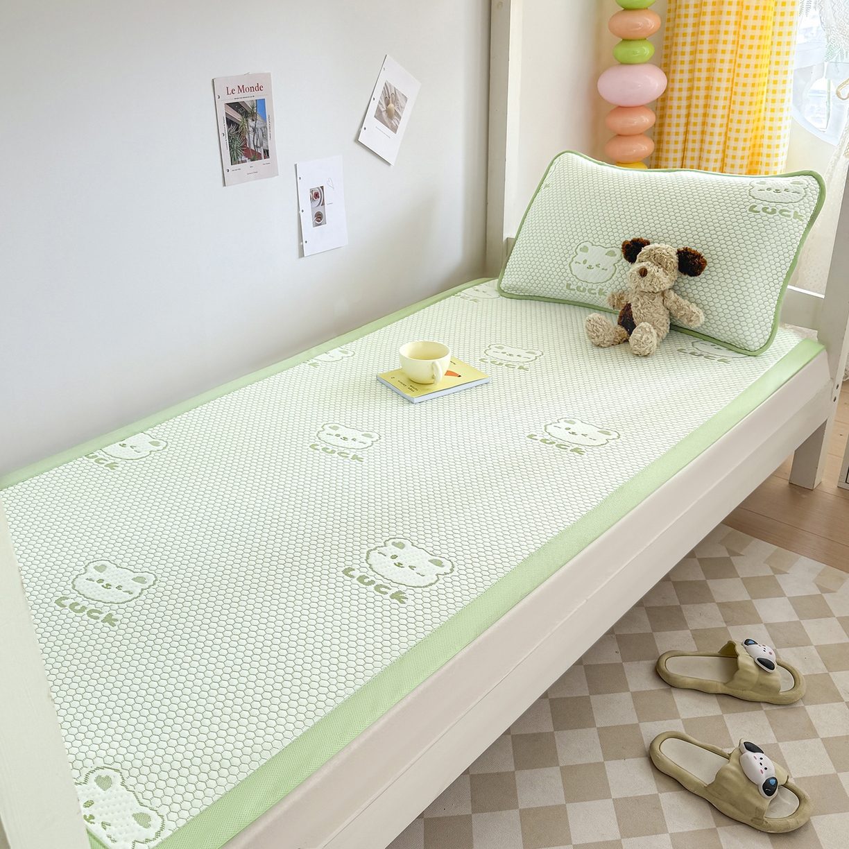 91家纺网 家纺一手货源 找家纺 奇丝雅 2026新款夏季A类冰豆豆凉席冰丝凉席家用冰丝席可机洗水洗单人学生宿舍上下铺寝室 小冰熊-绿