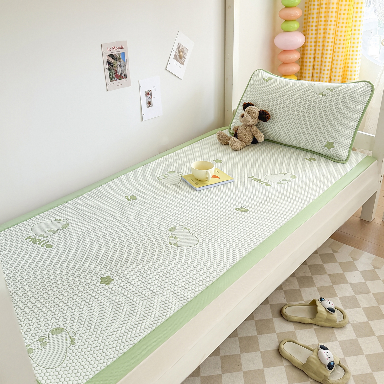 91家纺网 家纺一手货源 找家纺 奇丝雅 2026新款夏季A类冰豆豆凉席冰丝凉席家用冰丝席可机洗水洗单人学生宿舍上下铺寝室 卡皮巴拉-绿