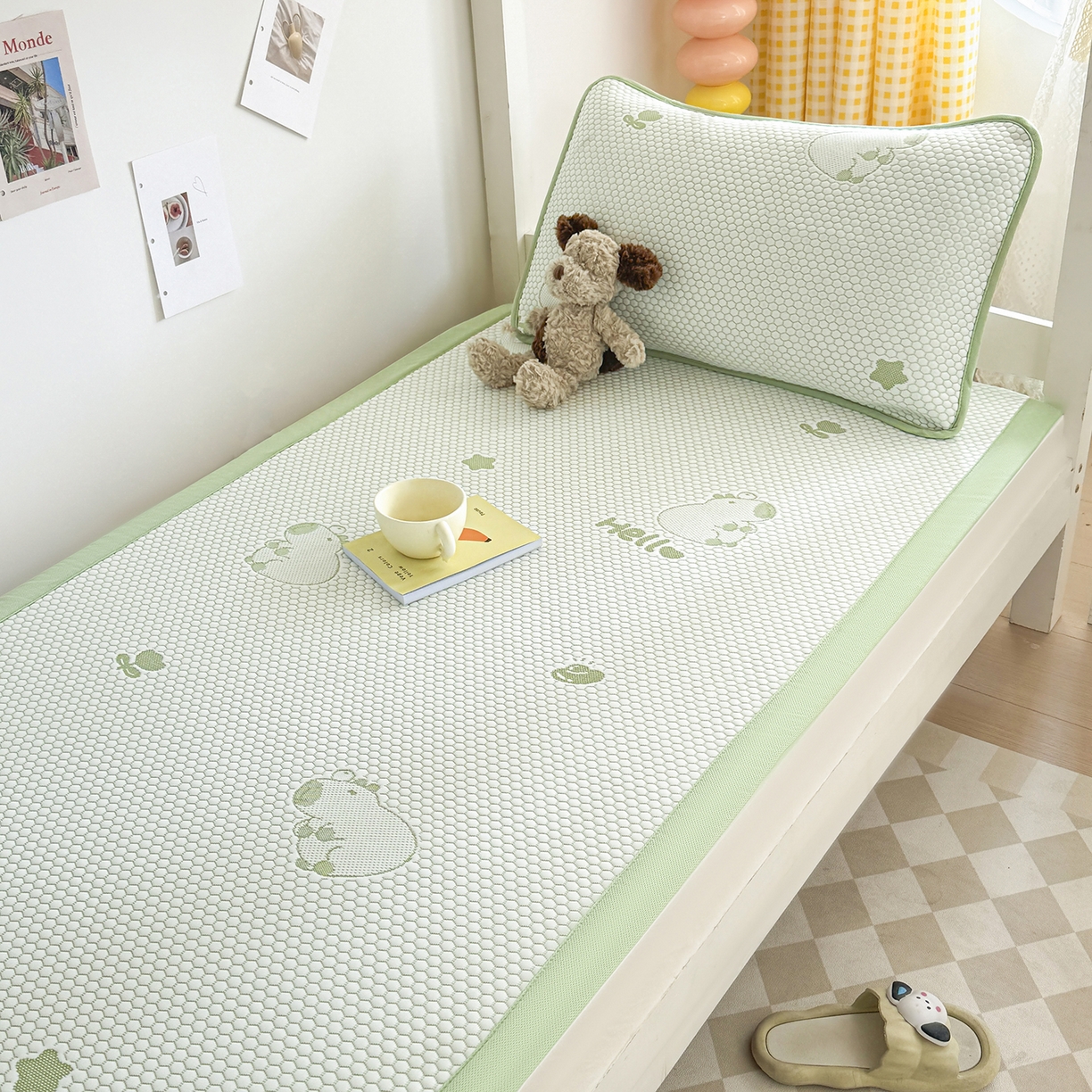 91家纺网 家纺一手货源 找家纺 奇丝雅 2026新款夏季A类冰豆豆凉席冰丝凉席家用冰丝席可机洗水洗单人学生宿舍上下铺寝室 卡皮巴拉-绿