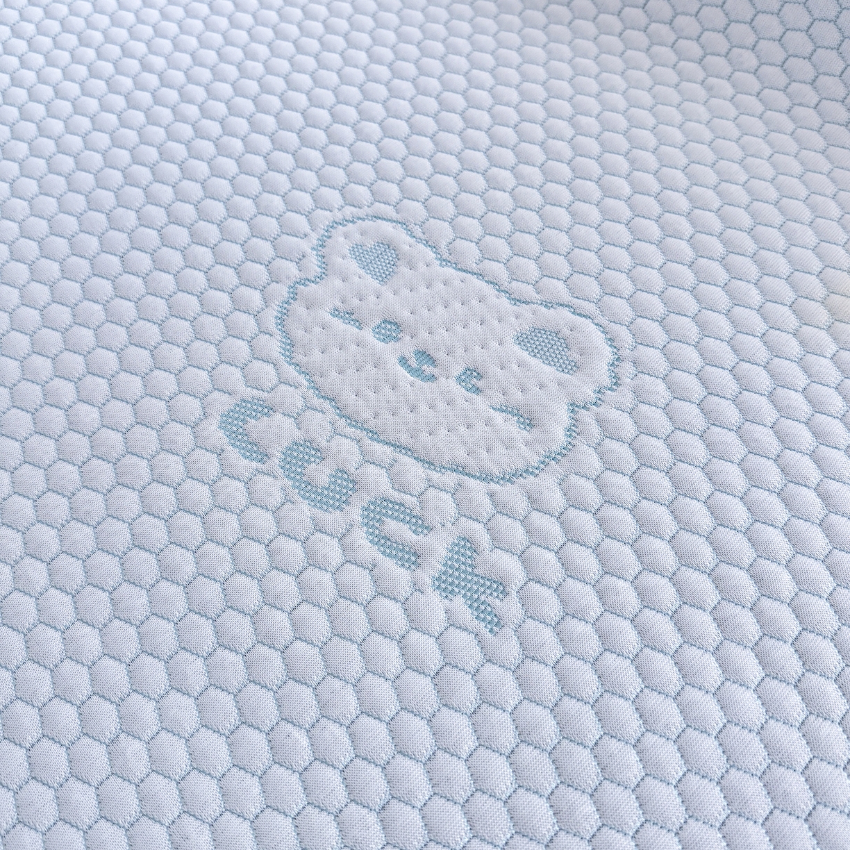 91家纺网 家纺一手货源 找家纺 奇丝雅 2026新款夏季A类冰豆豆凉席冰丝凉席家用冰丝席可机洗水洗单人学生宿舍上下铺寝室 小冰熊-蓝