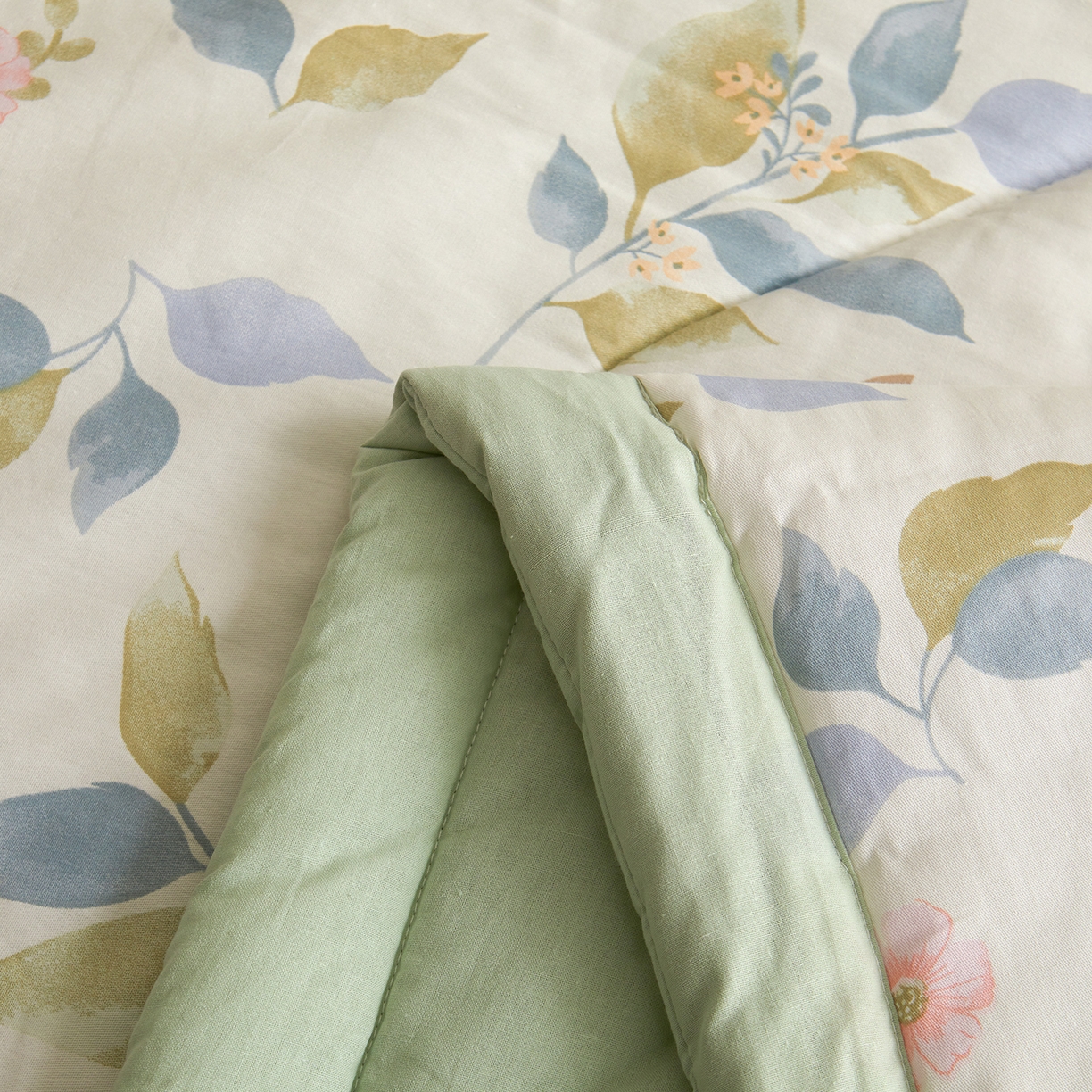 91家纺网 家纺一手货源 找家纺 西域种棉人·千百笠 2026新款A类里外全棉12868夏凉被100%新疆棉纯棉全棉填充印花款空调被夏被 全棉印花 秘境