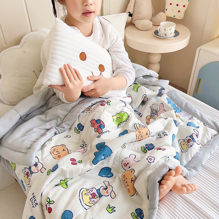 91家纺网 家纺一手货源 找家纺 吉咪兔家纺 2024年新款水洗棉儿童夏凉被婴儿空调被宝宝幼儿园专用大豆芯夏季薄款小被子 动物聚会
