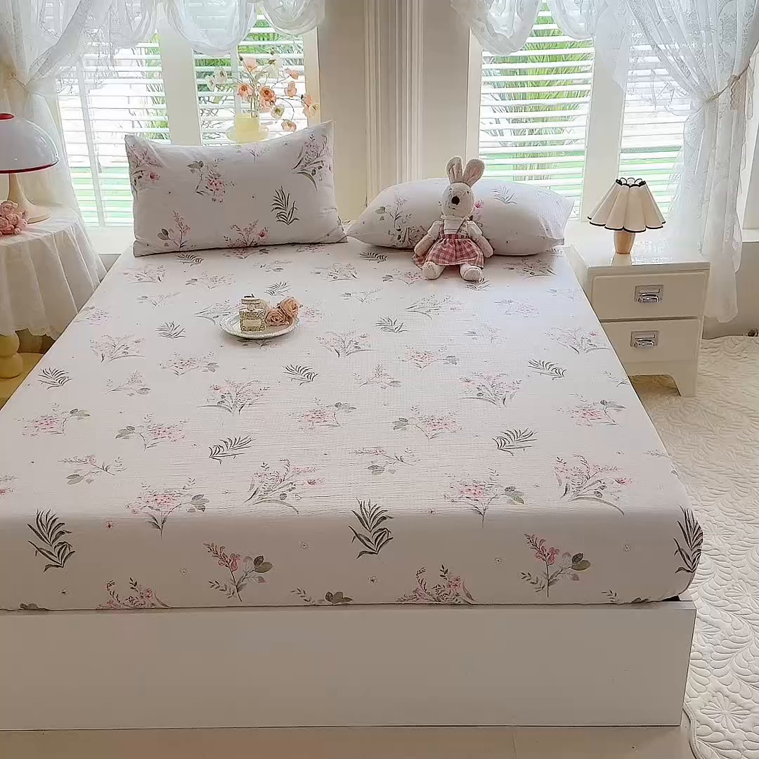 91家纺网 家纺一手货源 找家纺 九诺家纺 2026春夏新款丝柔棉小清新单床笠床罩保护套床笠单件床笠三件套 春意安然