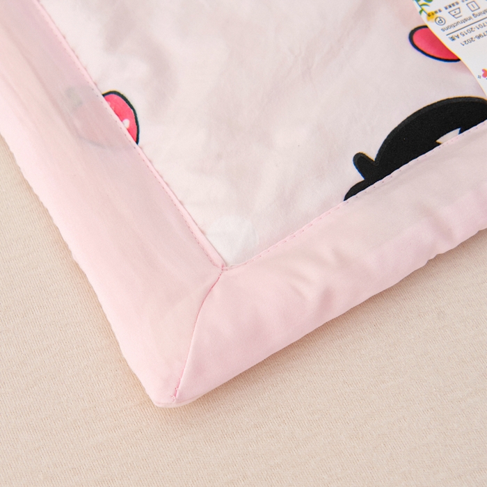 91家纺网 家纺一手货源 找家纺 吉咪兔家纺 2024年新款水洗棉儿童夏凉被婴儿空调被宝宝幼儿园专用大豆芯夏季薄款小被子 开心乐园