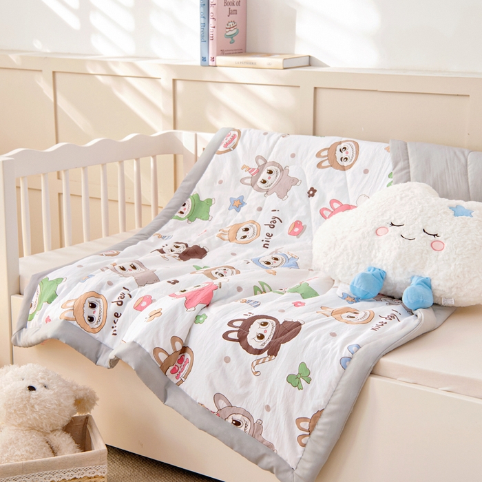 91家纺网 家纺一手货源 找家纺 吉咪兔家纺 2024年新款水洗棉儿童夏凉被婴儿空调被宝宝幼儿园专用大豆芯夏季薄款小被子 梦幻精灵-灰