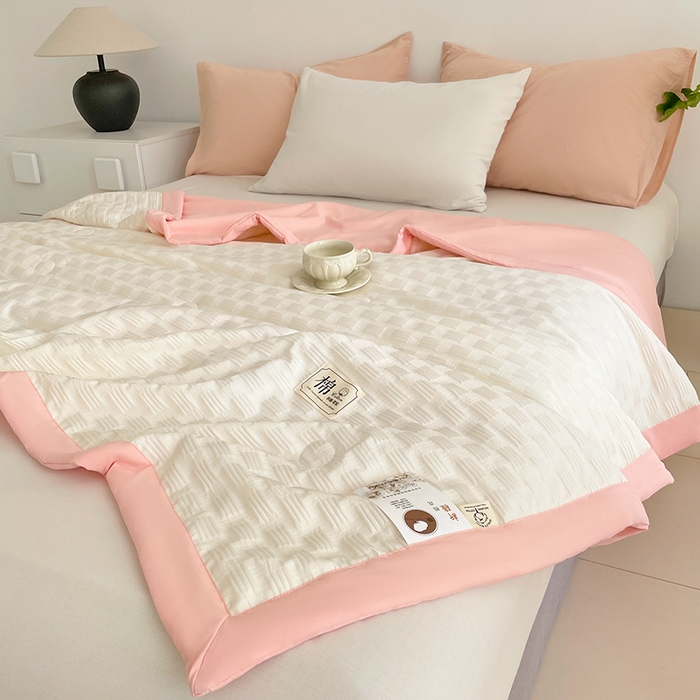 91家纺网 家纺一手货源 找家纺 VIP被业 2026新款A类无印风格棉花夏被夏凉被水洗棉针织棉凉感空调被 冰莓粉