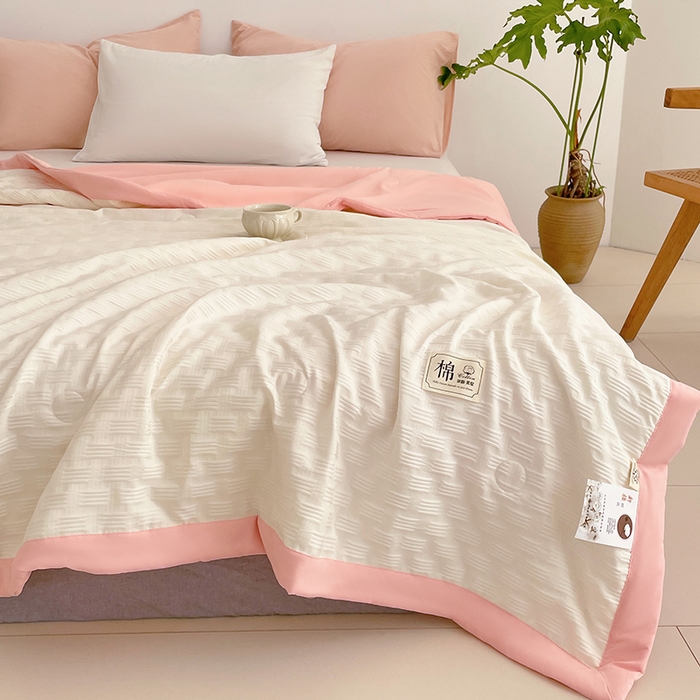 91家纺网 家纺一手货源 找家纺 VIP被业 2026新款A类无印风格棉花夏被夏凉被水洗棉针织棉凉感空调被 冰莓粉