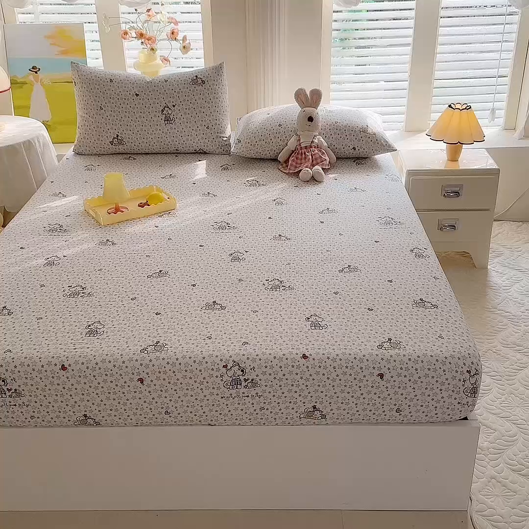 91家纺网 家纺一手货源 找家纺 九诺家纺 2026春夏新款丝柔棉小清新单床笠床罩保护套床笠单件床笠三件套 暖心小狗