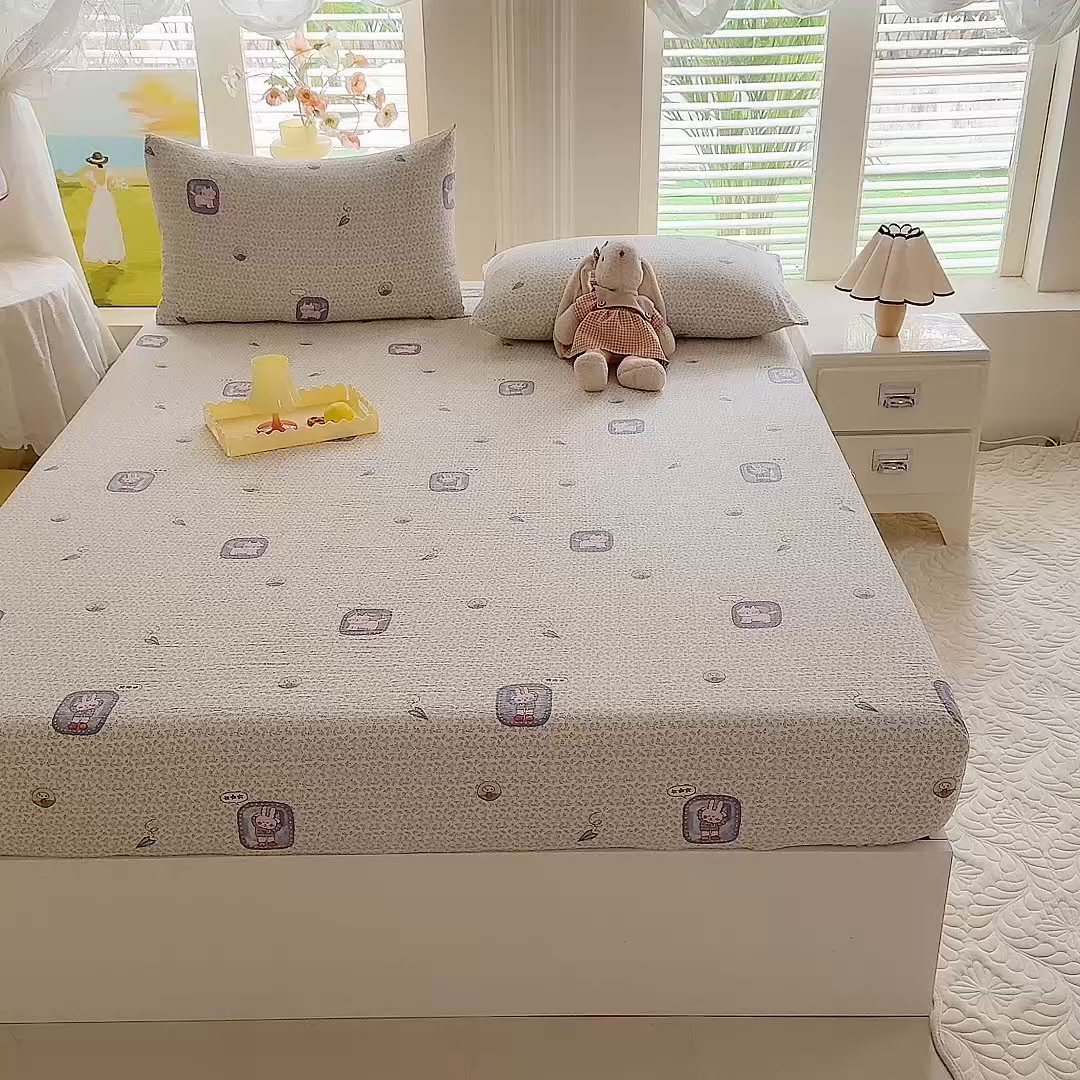 91家纺网 家纺一手货源 找家纺 九诺家纺 2026春夏新款丝柔棉小清新单床笠床罩保护套床笠单件床笠三件套 甜酷猫咪