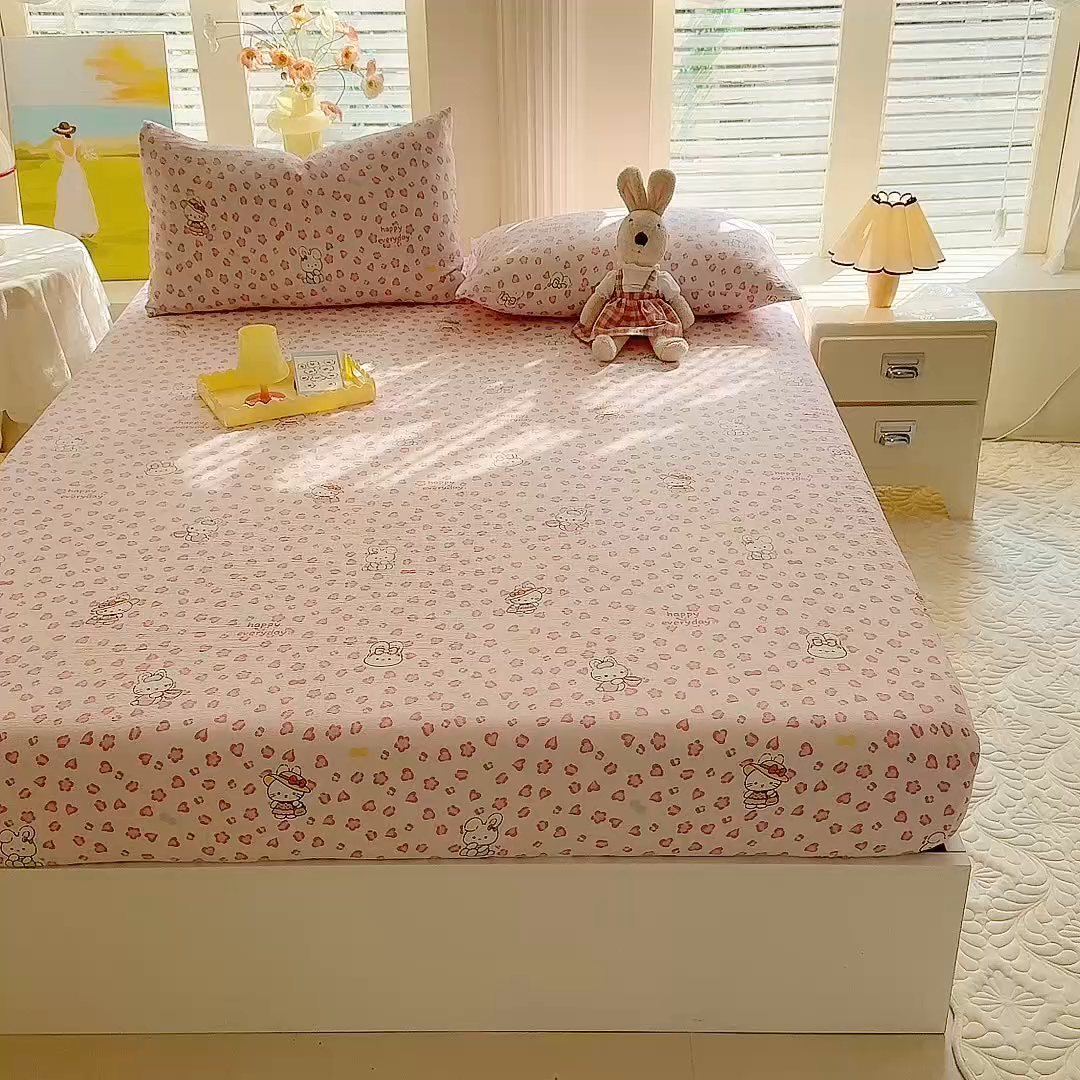 91家纺网 家纺一手货源 找家纺 九诺家纺 2026春夏新款丝柔棉小清新单床笠床罩保护套床笠单件床笠三件套 星星兔