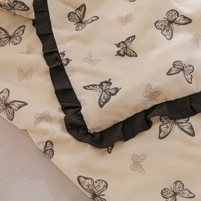 91家纺网 家纺一手货源 找家纺 薇玛仕 2026新款韩版宽边水洗棉大豆夏被赫本风亲肤柔软夏季薄被子 赫本-蝴蝶